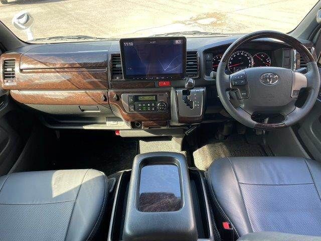 TOYOTA HIACE van 2WD 2019