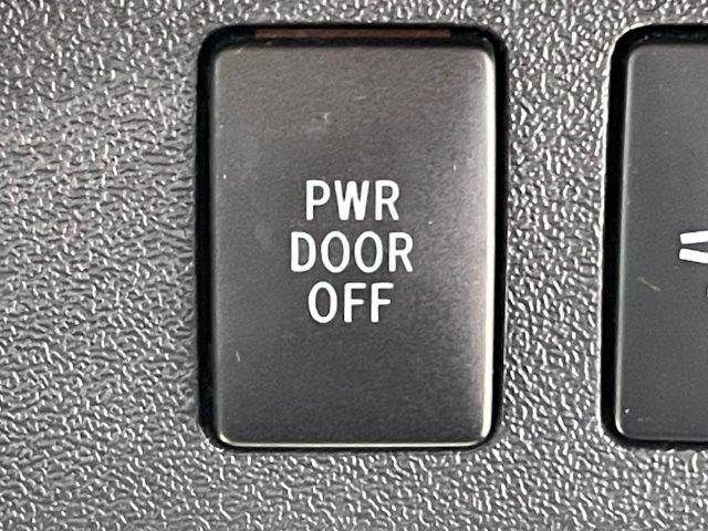 TOYOTA HIACE van 2WD 2019