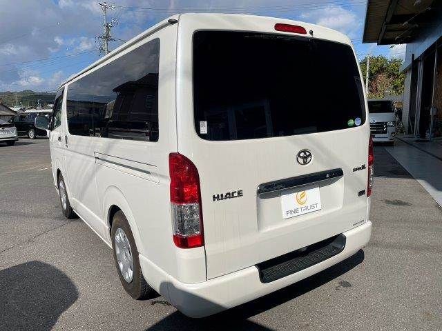 TOYOTA HIACE van 2WD 2019