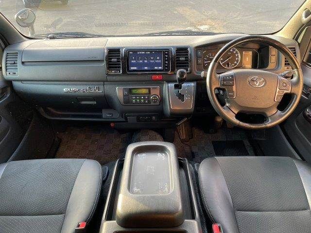 TOYOTA HIACE van 4WD 2022