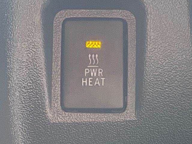 TOYOTA HIACE van 4WD 2022