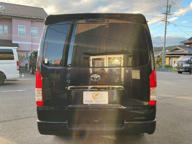 TOYOTA HIACE van 4WD 2022