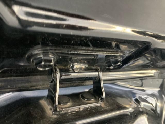 TOYOTA PRIUS Alpha 2012