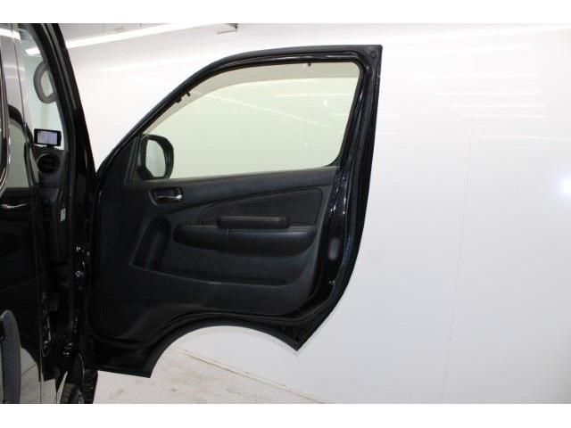 NISSAN CARAVAN van 2WD 2022