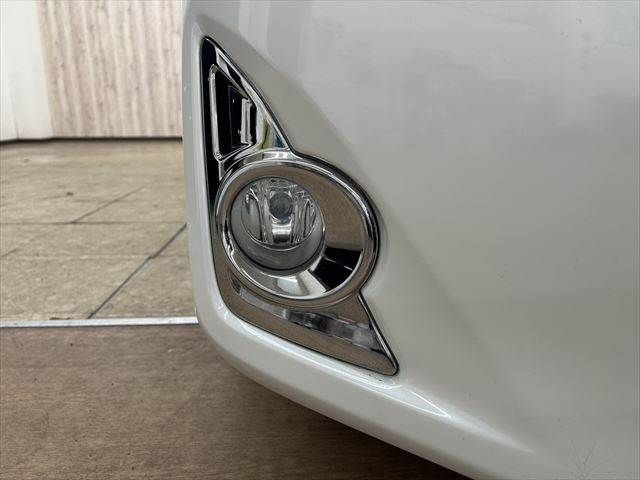 TOYOTA CAMRY HYBRID 2012