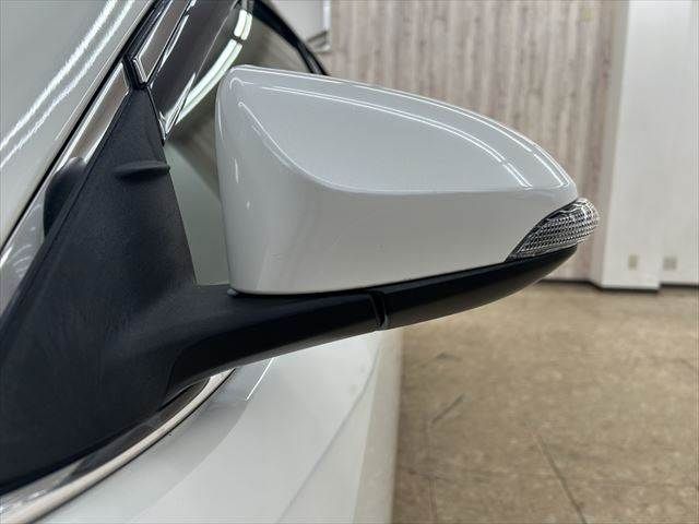 TOYOTA CAMRY HYBRID 2012