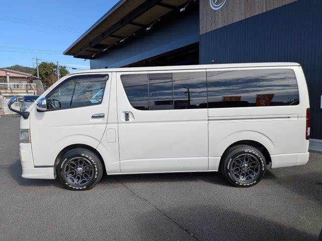 TOYOTA HIACE van 2WD 2009