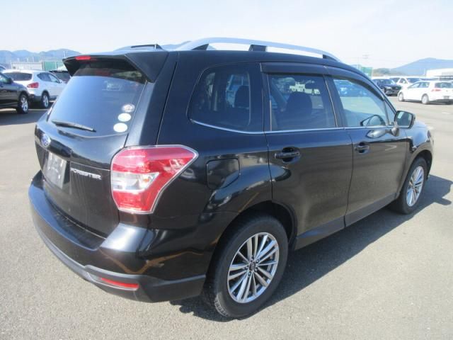 SUBARU FORESTER 2014