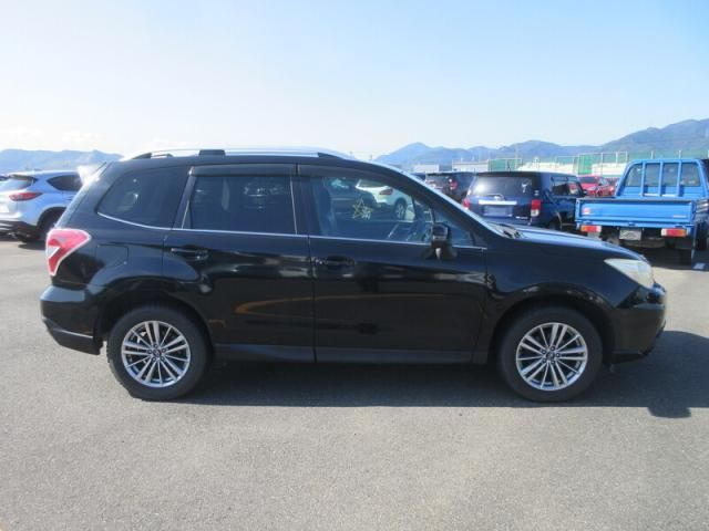 SUBARU FORESTER 2014