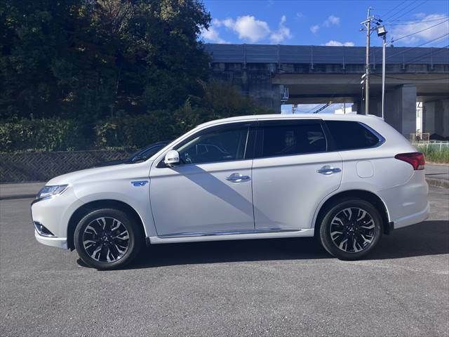 MITSUBISHI OUTLANDER PHEV 2015