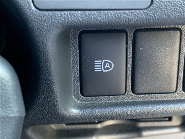 TOYOTA HIACE van 2WD 2023