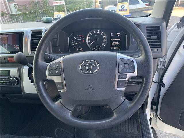 TOYOTA HIACE van 2WD 2023