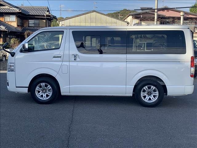 TOYOTA HIACE van 2WD 2023