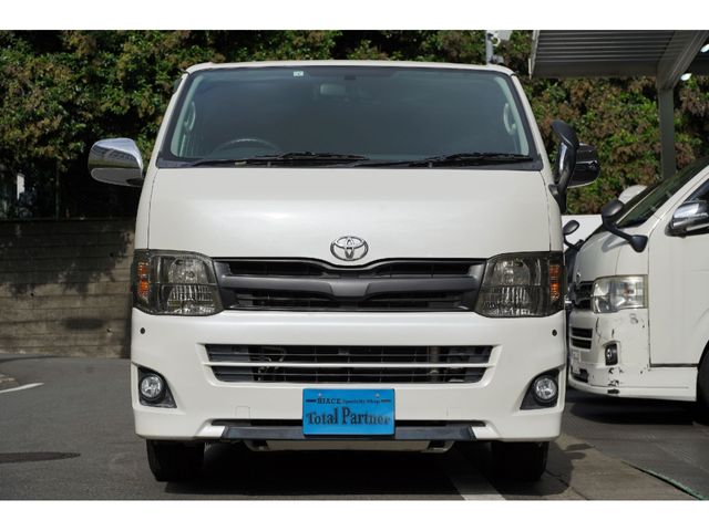 TOYOTA HIACE van 2WD 2010
