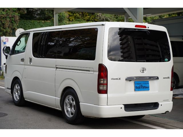 TOYOTA HIACE van 2WD 2010