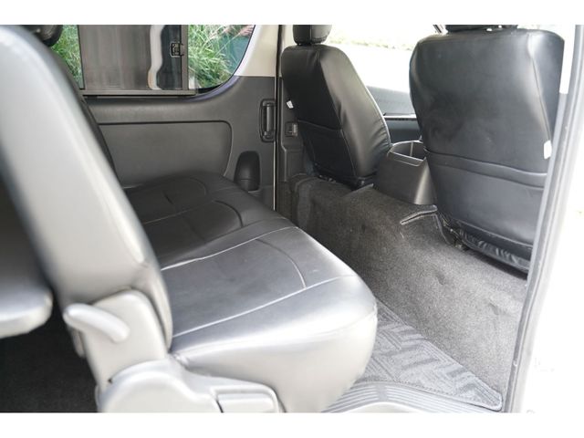 TOYOTA HIACE van 2WD 2010