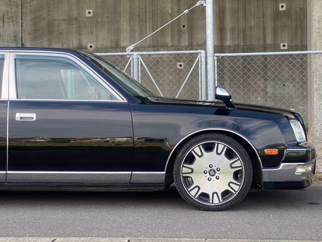 TOYOTA CENTURY 1997