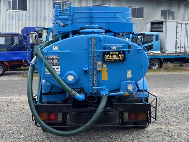 MITSUBISHI CANTER 2002