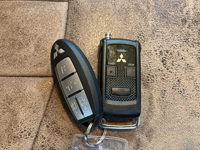 MITSUBISHI DELICA MINI 2023