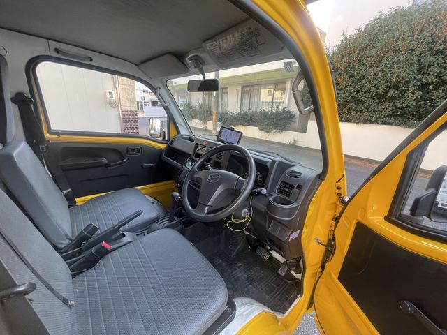 DAIHATSU HIJET truck 2017