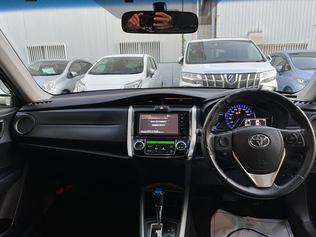 TOYOTA COROLLA FIELDER HYBRID 2015