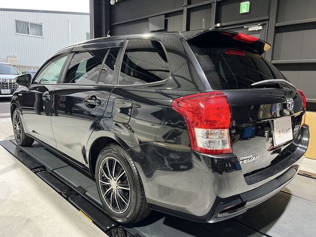 TOYOTA COROLLA FIELDER HYBRID 2015