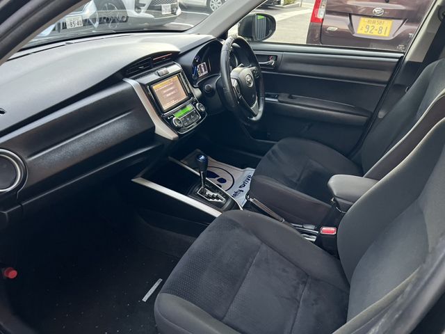 TOYOTA COROLLA FIELDER HYBRID 2015