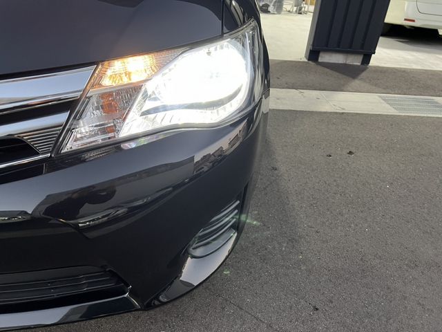 TOYOTA COROLLA FIELDER HYBRID 2015