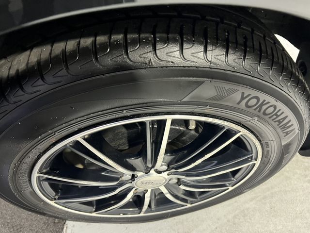 TOYOTA COROLLA FIELDER HYBRID 2015