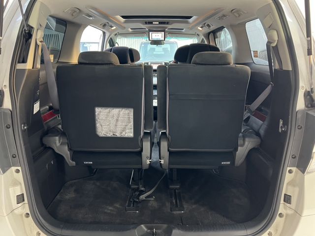 TOYOTA VELLFIRE 2009