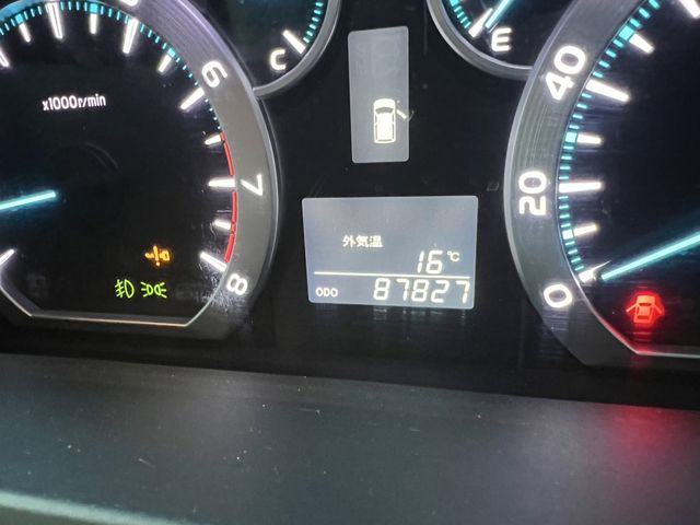 TOYOTA VELLFIRE 2009