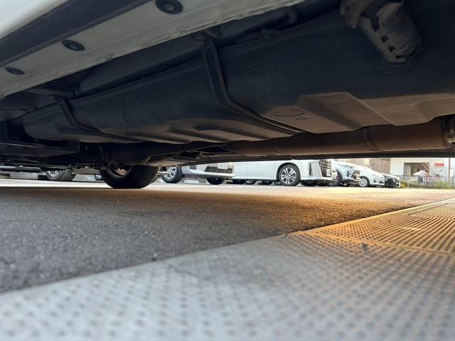 TOYOTA VELLFIRE 2009