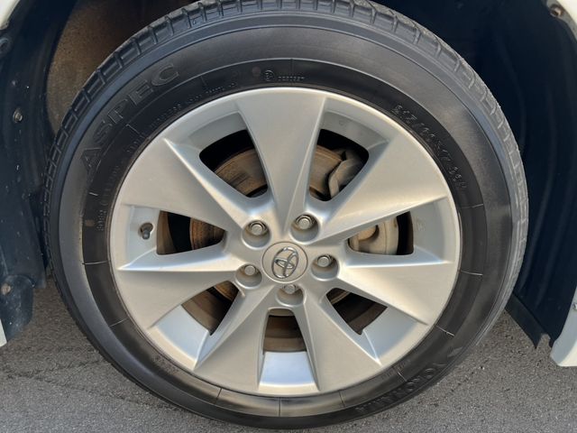 TOYOTA VELLFIRE 2009