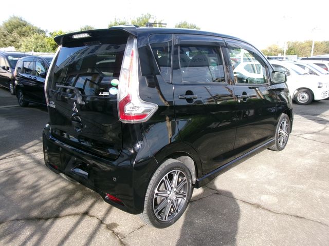 MITSUBISHI eK custom 2018