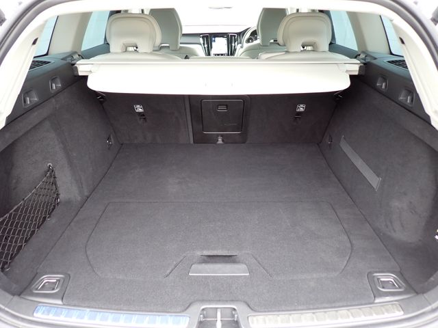 VOLVO VOLVO V60 2018