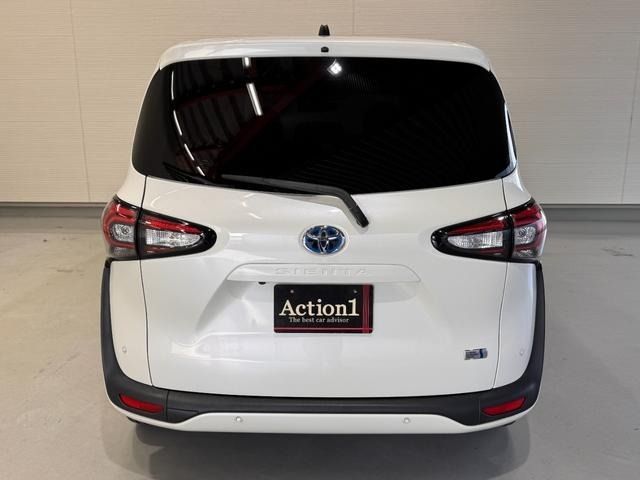 TOYOTA SIENTA HYBRID 2020