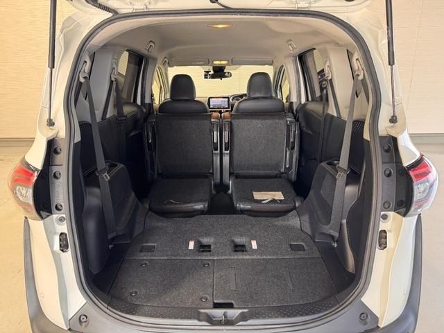 TOYOTA SIENTA HYBRID 2020