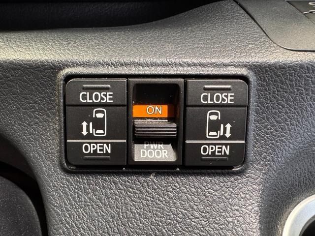 TOYOTA SIENTA HYBRID 2020