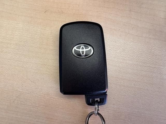 TOYOTA SIENTA HYBRID 2020