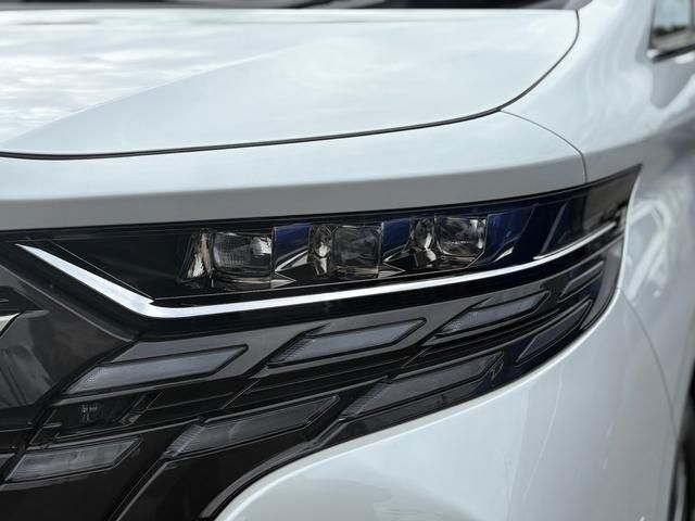 TOYOTA ALPHARD hybrid 2024