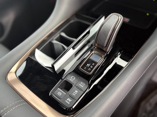 TOYOTA ALPHARD hybrid 2024