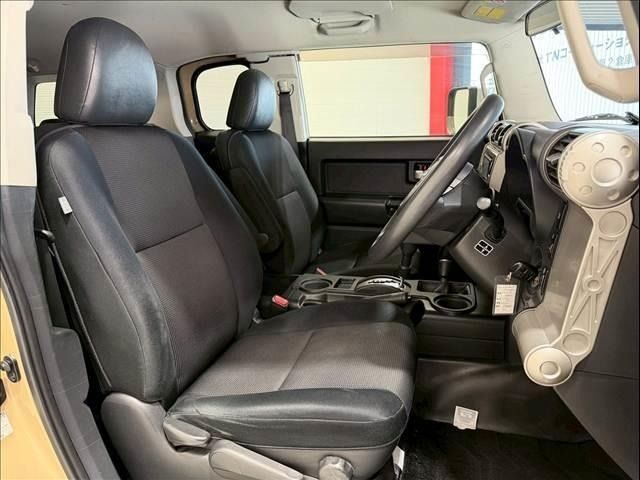 TOYOTA FJ CRUISER 4WD 2013