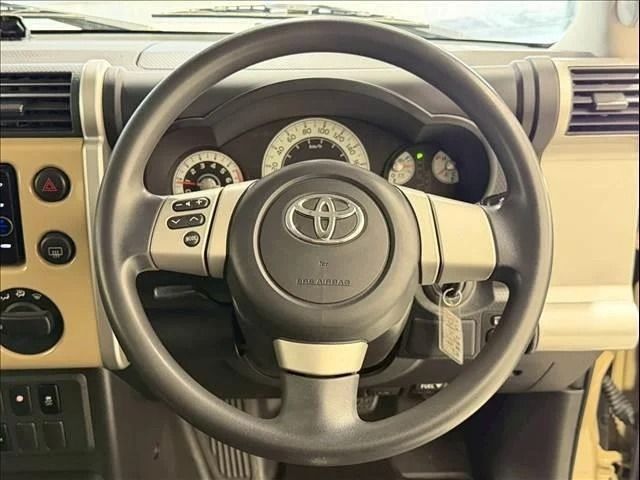 TOYOTA FJ CRUISER 4WD 2013