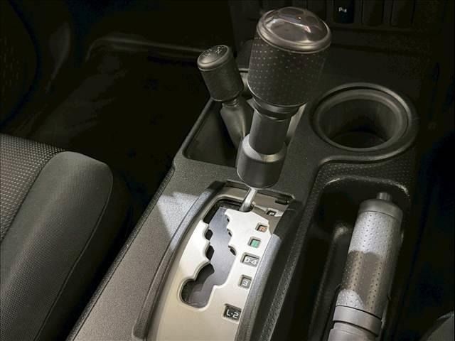 TOYOTA FJ CRUISER 4WD 2013