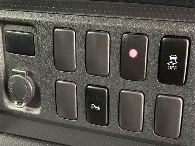 TOYOTA FJ CRUISER 4WD 2013