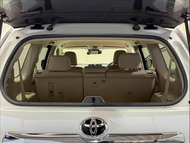 TOYOTA LANDCRUISER PRADO 2018