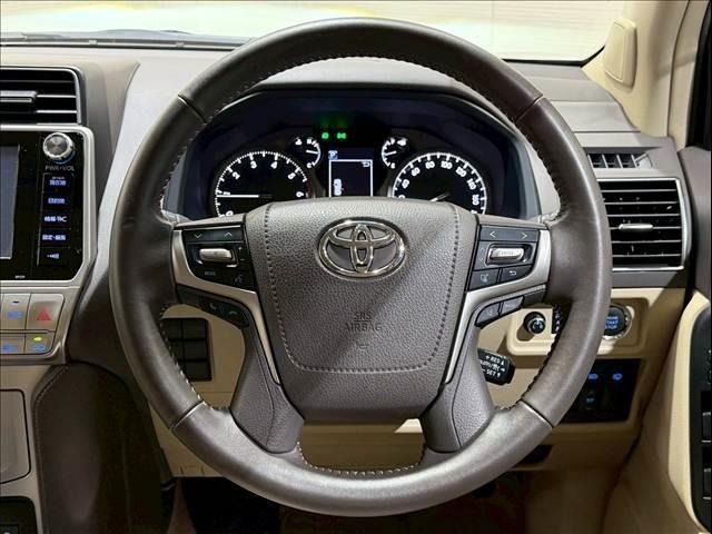 TOYOTA LANDCRUISER PRADO 2018