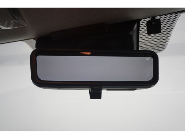 TOYOTA HIACE wagon 4WD 2025