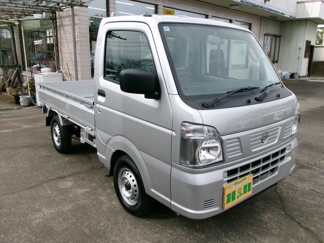 NISSAN CLIPPER truck 4WD 2025