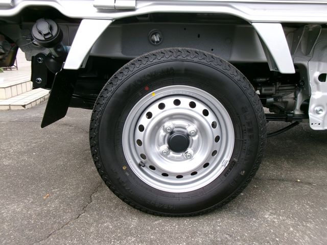 NISSAN CLIPPER truck 4WD 2025